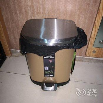 六盘水左小马公寓酒店提供图片