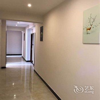 荆州依恋时尚主题宾馆酒店提供图片