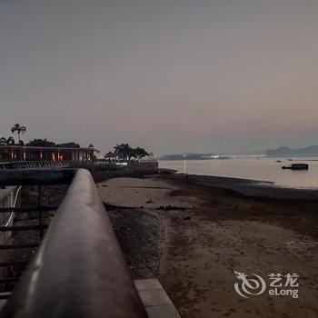 防城港阳光海岸/简约海景沙滩套房公寓酒店提供图片