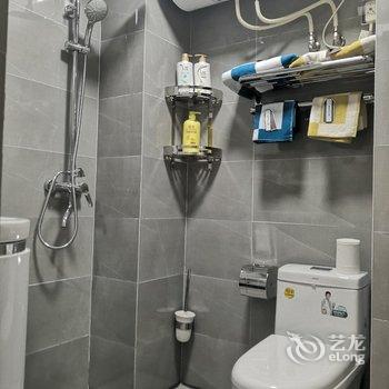 开封向上的小丑妞公寓酒店提供图片