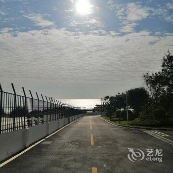 湛江吴川鼎龙湾sunny home公寓酒店提供图片