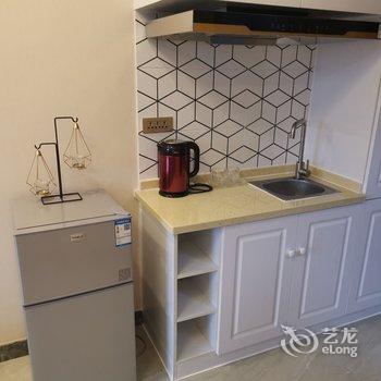 乌鲁木齐浪漫暖屋公寓酒店提供图片