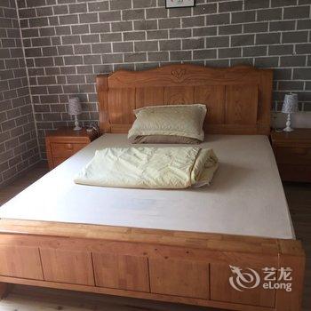 柳州黄振平客栈(环江滨水大道分店)酒店提供图片