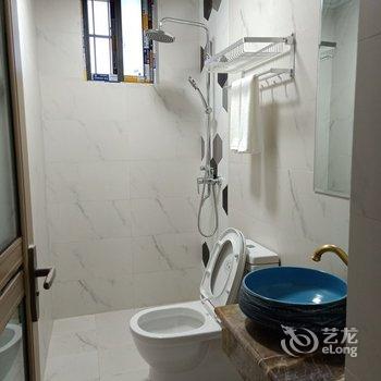 凉山老杨家阳光驿站酒店提供图片
