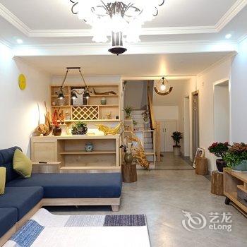 凉山老杨家阳光驿站酒店提供图片