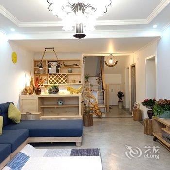 凉山老杨家阳光驿站酒店提供图片