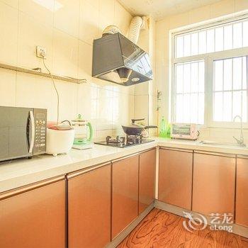 银川温馨美食吃货之家公寓(丽银街分店)酒店提供图片