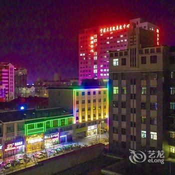 银川温馨美食吃货之家公寓(丽银街分店)酒店提供图片
