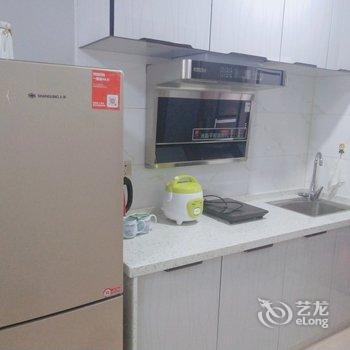 岳阳莉丽舍公寓(9号店)酒店提供图片