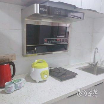 岳阳莉丽舍公寓(9号店)酒店提供图片