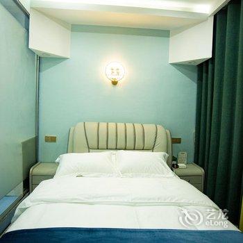 普定星空主题酒店酒店提供图片