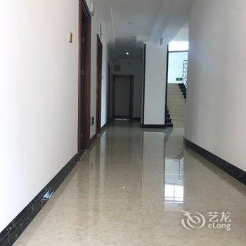 德宏星期八公寓～小余酒店提供图片