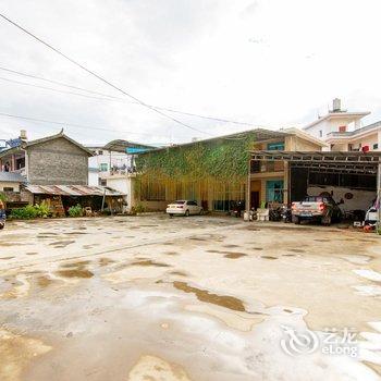 陇川雨泽酒店酒店提供图片