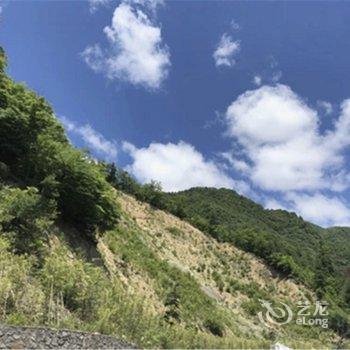 神农架林舍民宿(岳段公路分店)酒店提供图片