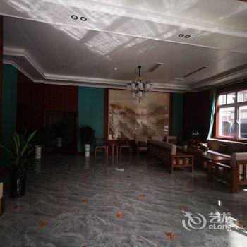 正安山峰大酒店酒店提供图片