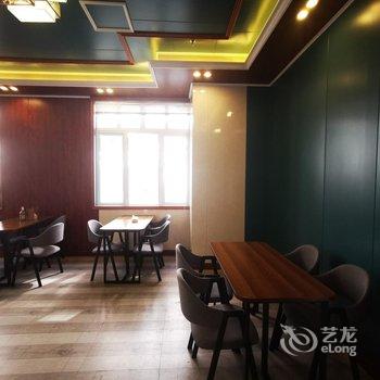 正安山峰大酒店酒店提供图片