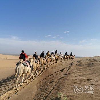 中卫腾格里向往沙漠国际露营基地酒店提供图片