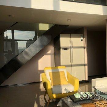 宜昌恋红酒的郎公寓酒店提供图片