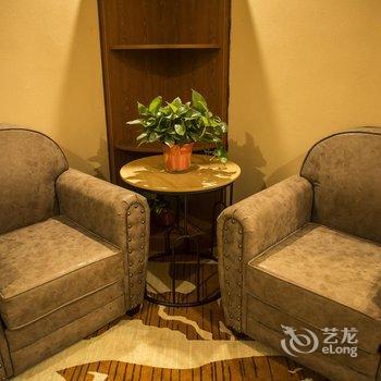 喆啡酒店(菏泽火车站万达广场店)酒店提供图片