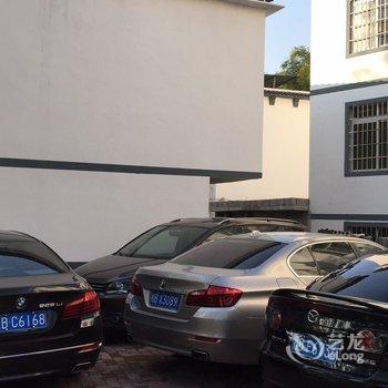 柳州黄振平客栈(环江滨水大道分店)酒店提供图片