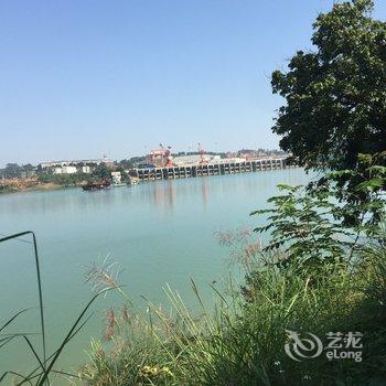 柳州黄振平客栈(环江滨水大道分店)酒店提供图片