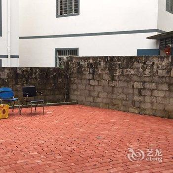 柳州黄振平客栈(环江滨水大道分店)酒店提供图片