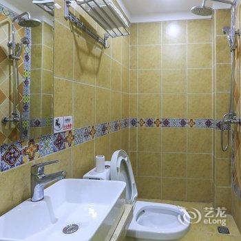 文明英客栈(张家界大庸路店)酒店提供图片