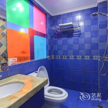 文明英客栈(张家界大庸路店)酒店提供图片