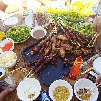 敦煌花房姑娘沙漠露营基地酒店提供图片