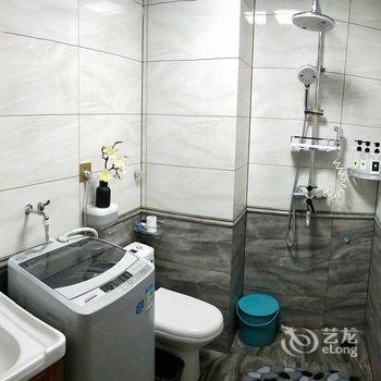 焦作爱心?小屋酒店提供图片