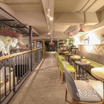 秋果酒店(哈尔滨西站万达广场店)酒店提供图片