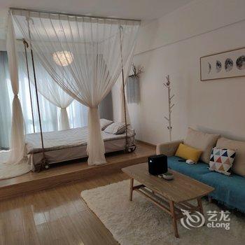 商丘心简单世界就简单公寓酒店提供图片