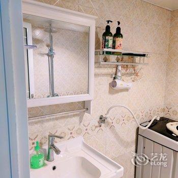 商丘心简单世界就简单公寓酒店提供图片