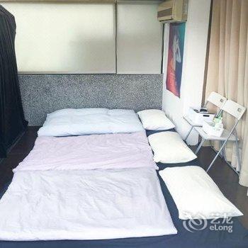 時尚背包客三人房 忠孝新生 東門站酒店提供图片