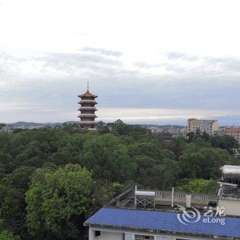 豪泰酒店(东兴口岸店)酒店提供图片