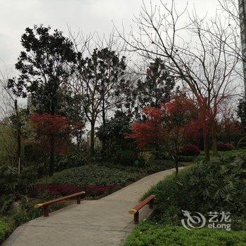 自贡兰听雨露公寓酒店提供图片