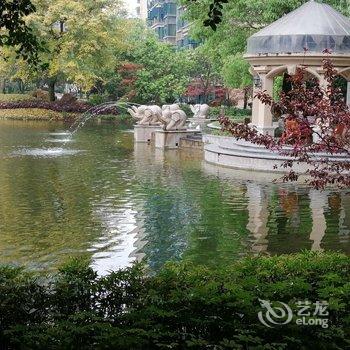 自贡兰听雨露公寓酒店提供图片