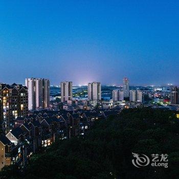 自贡兰听雨露公寓酒店提供图片