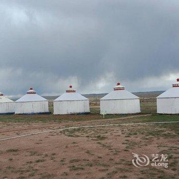 达茂旗巴颜塔拉旅游度假村酒店提供图片