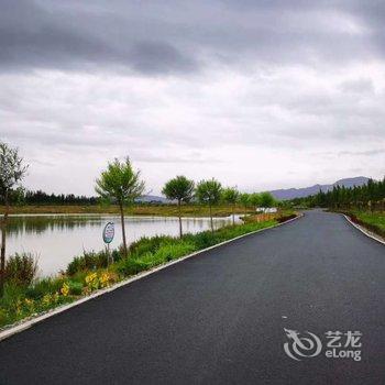 七彩丹霞海圣田园之梦酒店酒店提供图片