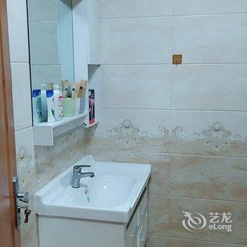 悦途范延锦公寓(荣成万祥路店)酒店提供图片