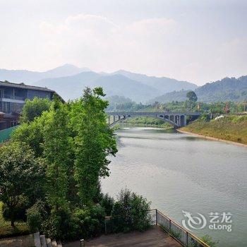 峨眉山浥栈民宿酒店提供图片