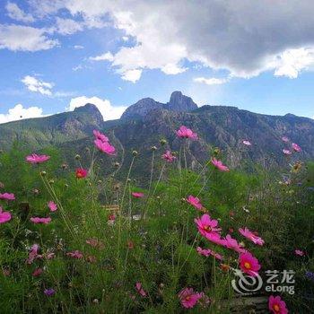 稻城桑杰林卡轻奢民宿酒店提供图片