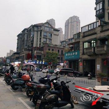 华人易居智能公寓 (九江万达店)酒店提供图片