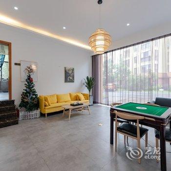 湖州雪昕的小家度假别墅(曙光路分店)酒店提供图片