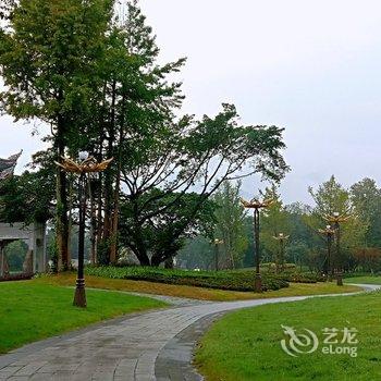 乐山枕山栖景区入口/温泉/豪华多套公寓酒店提供图片