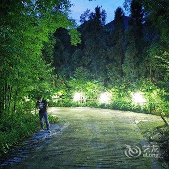 乐山峨眉山碌游居原佛光民宿酒店提供图片