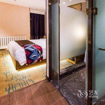 喆啡酒店(长春人民广场地铁站店)酒店提供图片