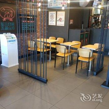 YUNIK-广东湛江金沙湾店酒店提供图片