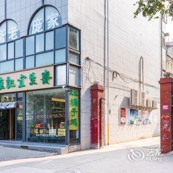 开封鼓楼里民宿酒店提供图片